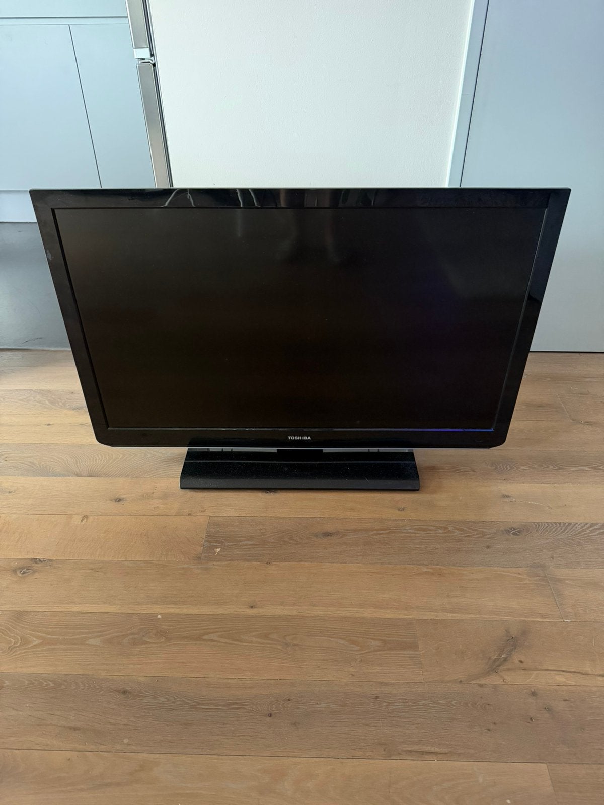 Téléviseur couleur LCD Toshiba, Toshiba, LCD, Enlèvement, Utilisé