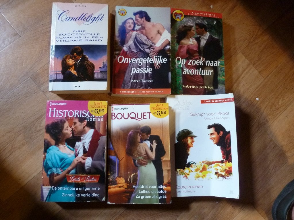 set van 6 pocketromans diverse auteurs, paperback, Ophalen of Verzenden, Gelezen, Diverse auteurs