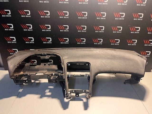 Nissan 300ZX Z32 dashboard, Utilisé