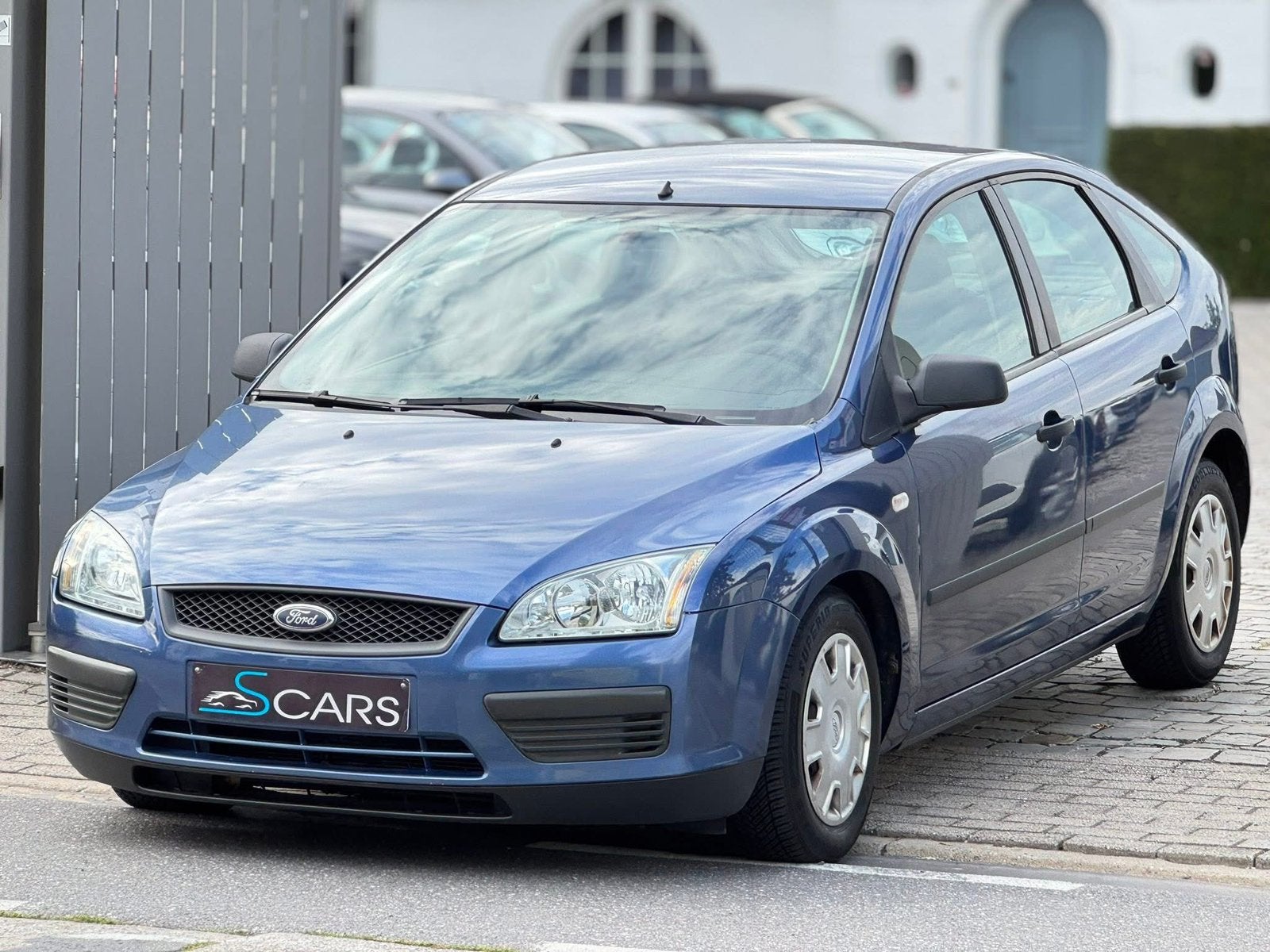 Ford Focus 1.6i ** Automaat ** 119.000 km ** Airco **, Auto's, 4 cilinders, Bedrijf, 5 zetels, Airbags