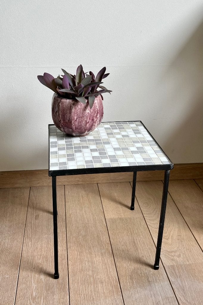 Table d'appoint rétro vintage en métal, carreaux de mosaïque, Maison & Meubles, Tables | Tables d'appoint, Enlèvement ou Envoi