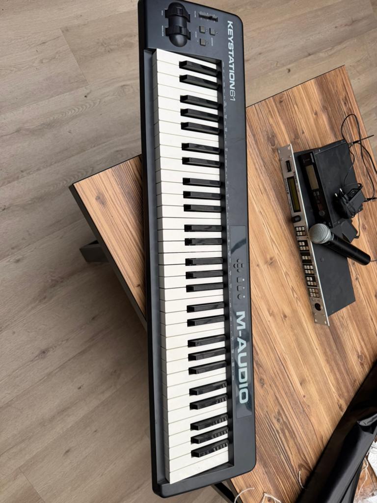 M audio piano 61 keys gebruikte staat, Muziek en Instrumenten, Ophalen, Zo goed als nieuw