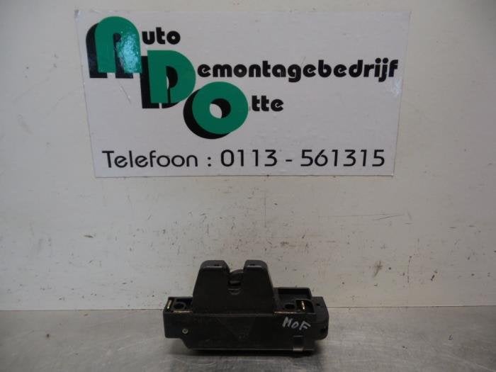 Mécanique de verrouillage hayon d'un Peugeot 307, -, 3 mois de garantie, Utilisé, -