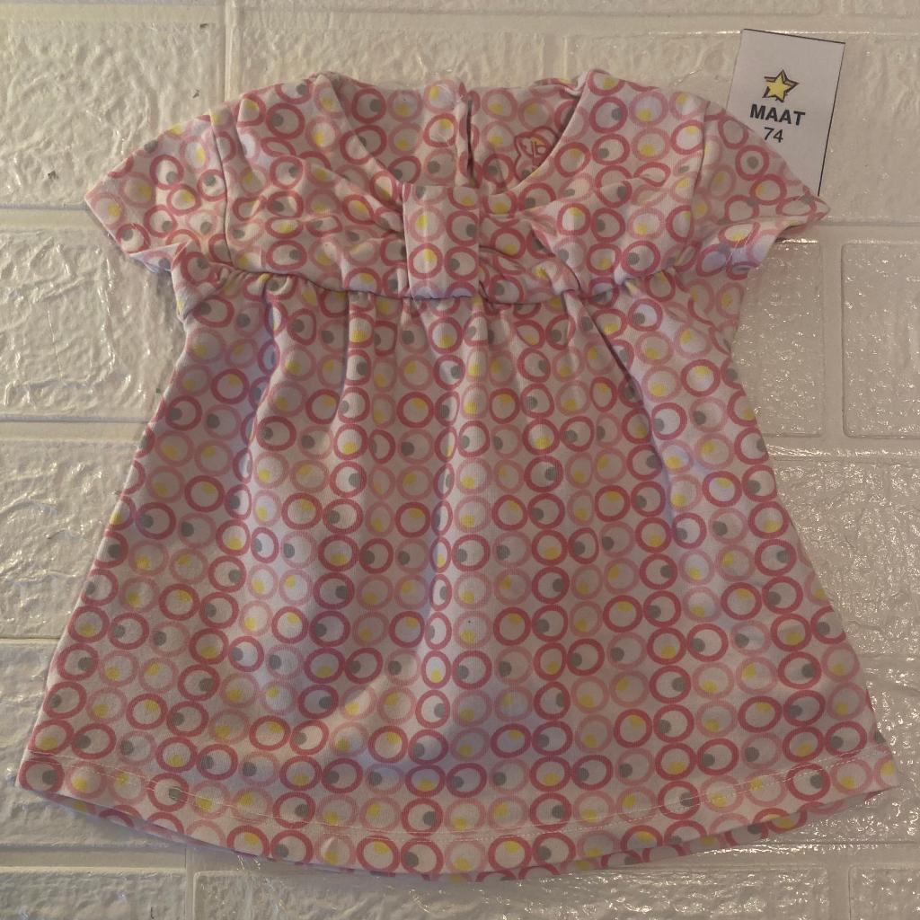Pastelkleurig baby jurk " JBC" met motief - maat 74, Kinderen en Baby's, Babykleding | Maat 74, Zo goed als nieuw, Meisje, Jurkje of Rokje