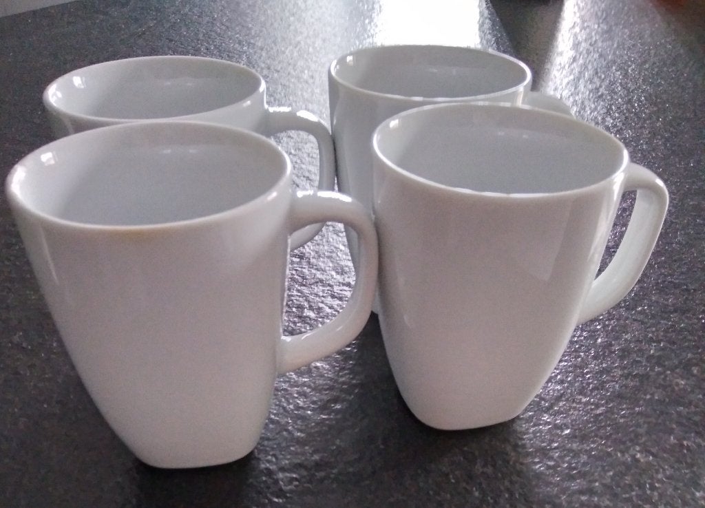 Lot de 4 tasses Ikea blanches, Maison & Meubles, Cuisine | Vaisselle, IKEA, Enlèvement, Utilisé, Classique