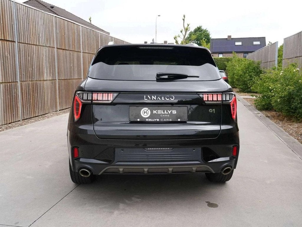 Lynk & Co 01 PHEV*1ste eig*Topstaat! (bj 2023, automaat), Automaat, Zwart, 5 zetels, 5 deurs