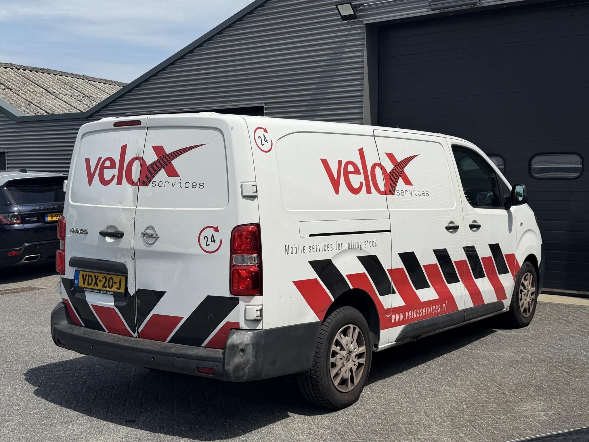Opel Vivaro 2.0 CDTI L2H1 Edition Navigatie | Camera | DAB |, Auto's, 122 pk, Euro 6, 4 cilinders, Leder en Stof