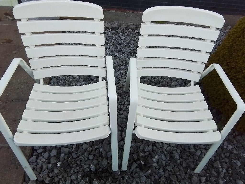 10 stevige witte tuinstoelen met ijzeren leuning, Tuin en Terras, Tuinstoelen, Ophalen