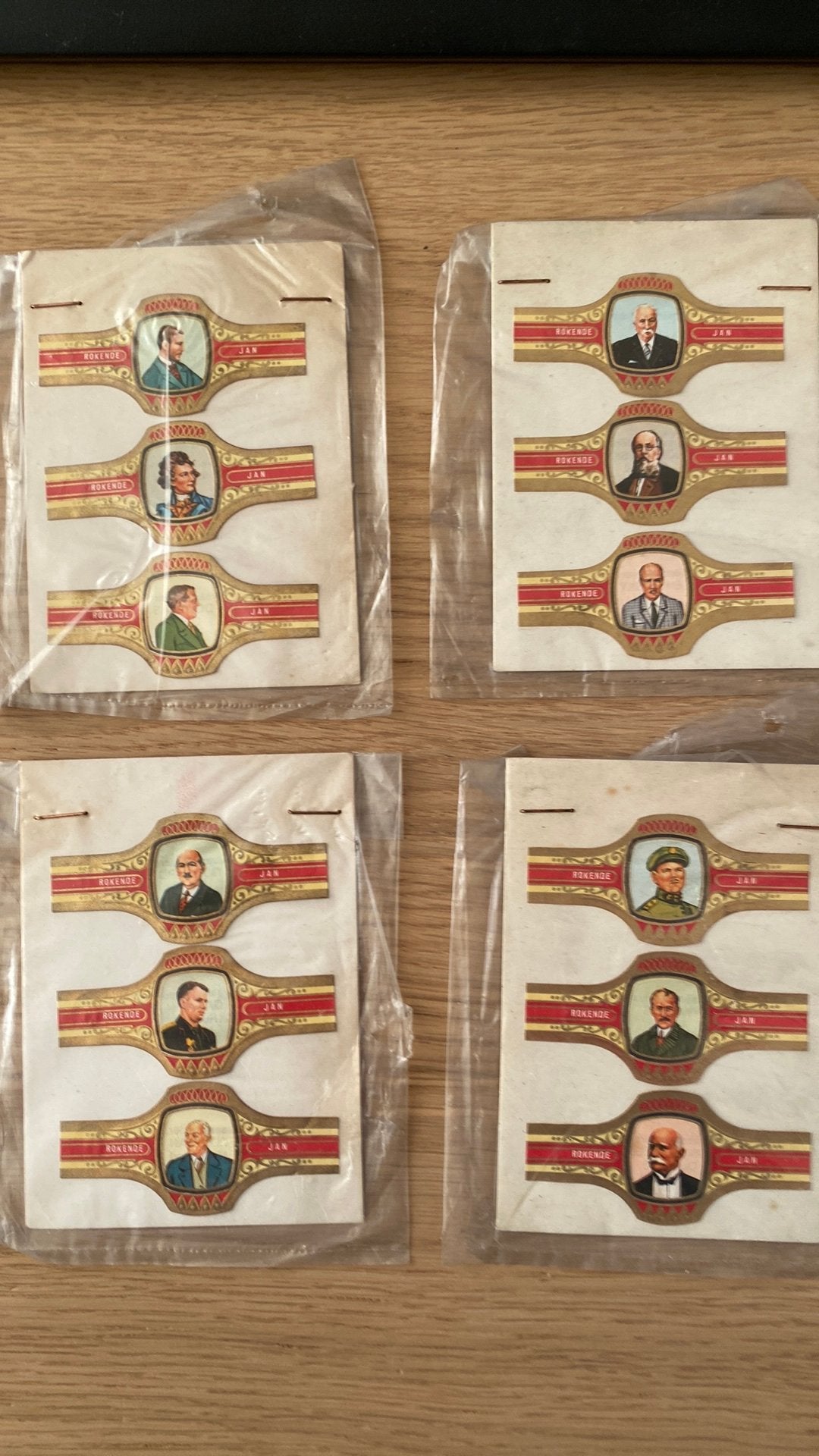 Set sigarenbanden Rokende Jan, Ophalen of Verzenden, Zo goed als nieuw, Sigarenbandjes