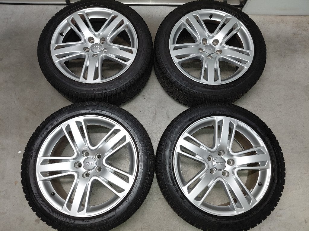 Originele 18 inch velgen met winterbanden Audi Q3, Autos : Pièces & Accessoires, Pneus & Jantes, Pneus et Jantes, Pneus hiver