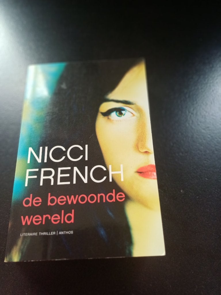 De bewoonde wereld, Nicci French, Ophalen of Verzenden, Zo goed als nieuw, Amerika
