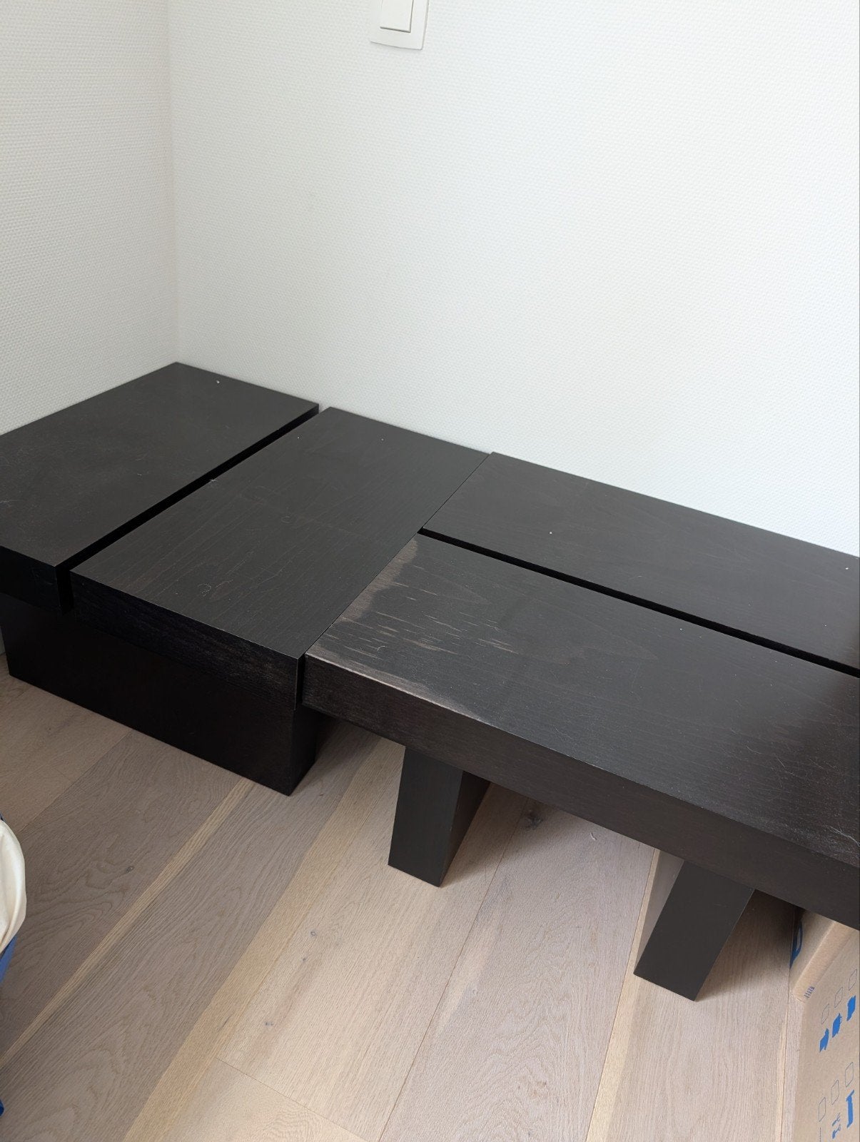 Set van 2 bijzettafels/loungetafels - zwart hout, Huis en Inrichting, Ophalen, Hout