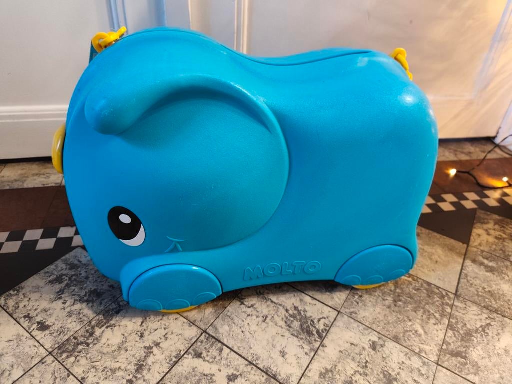 Kinder bagage koffertje + nieuwe rugzak, Ophalen