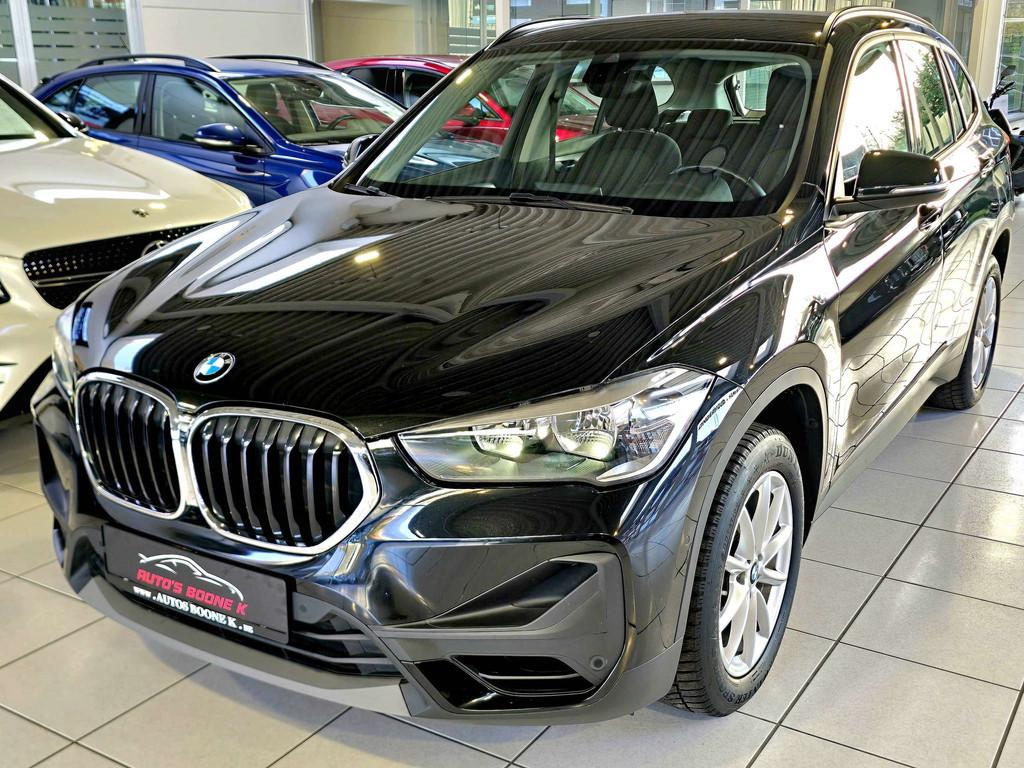 BMW X1 X1 1.5i sDrive18/ Navigatie / Parkeesensoren / PDC, Auto's, 135 pk, Gebruikt, https://public.car-pass.be/vhr/0b9ba742-7ebd-4fb4-a1af-3fb4136d7b30