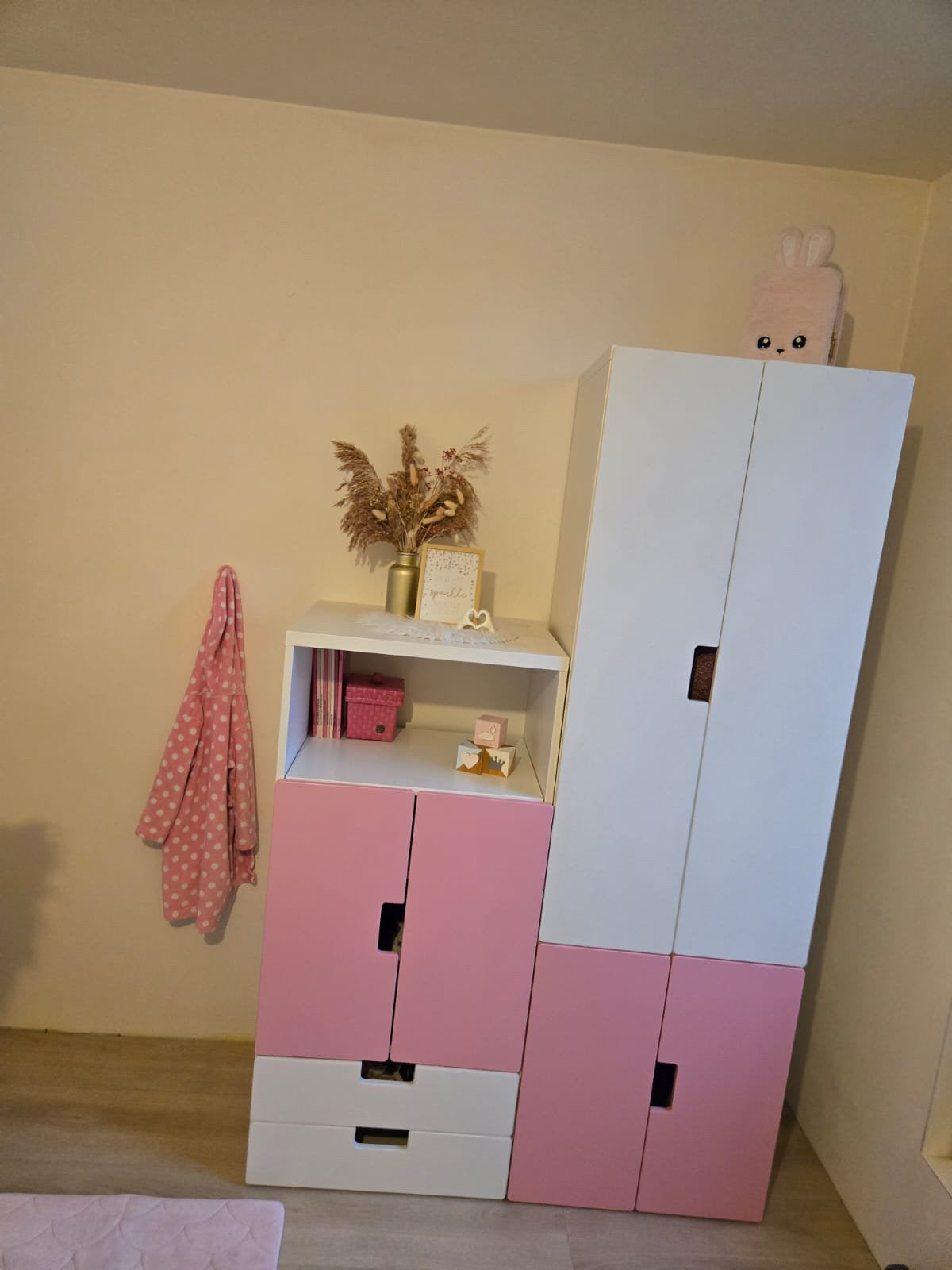 Kledingkast meisjeskamer ikea, Kinderen en Baby's, Ophalen, Kast, 50 tot 70 cm, 105 cm of meer