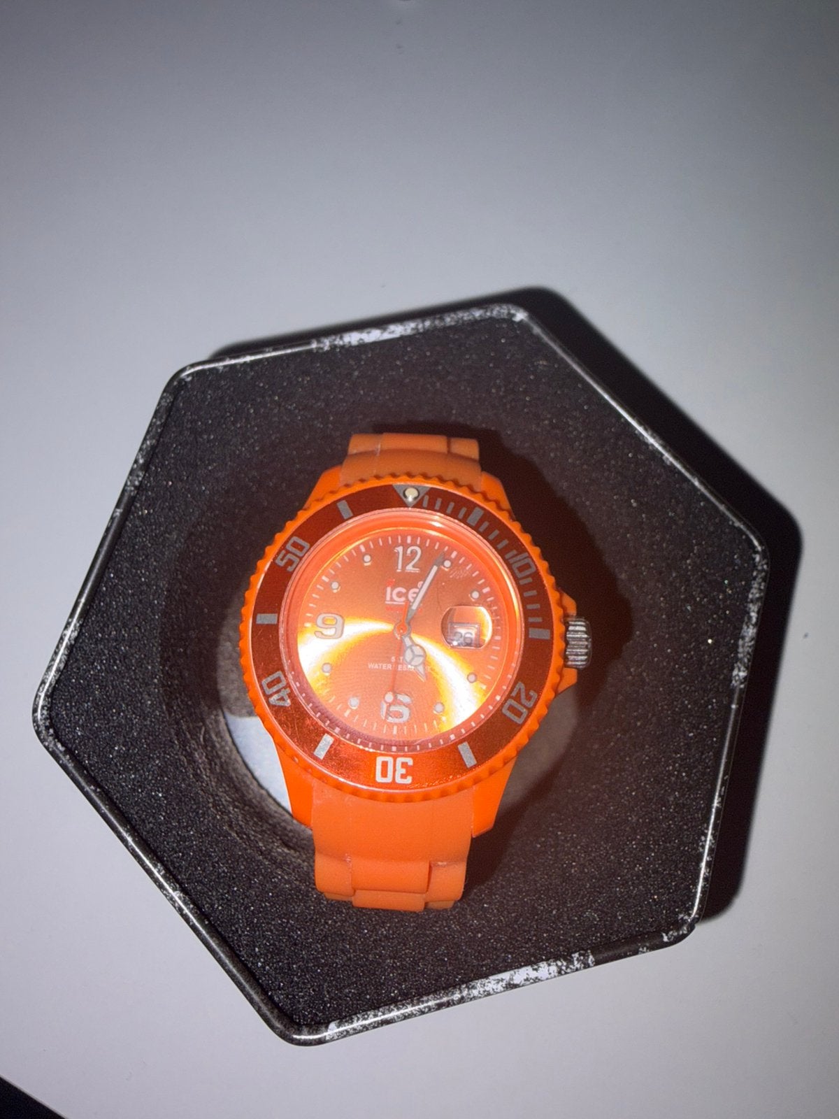 Ice watch orange, Envoi, Comme neuf, Orange, Garçon ou Fille