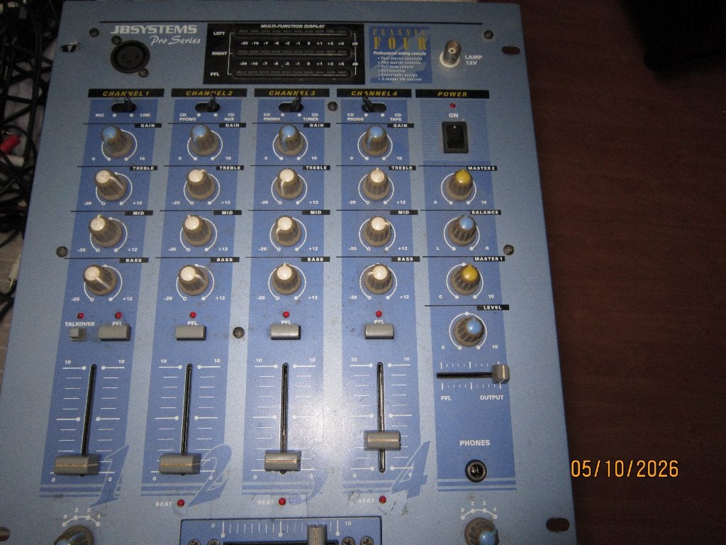 2x mengpanel te koop, Ophalen of Verzenden, Zo goed als nieuw, Minder dan 5 kanalen