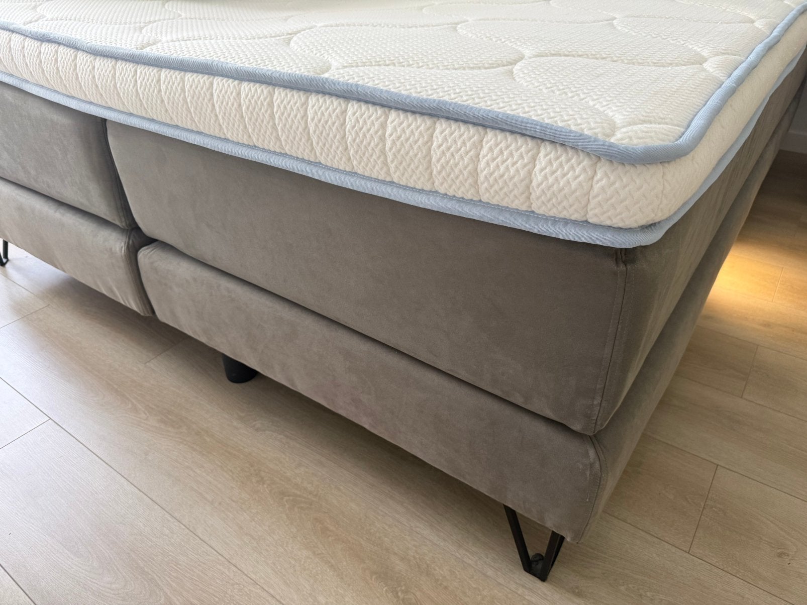 Swiss sense Topmatras Aeromax Breeze 2, Maison & Meubles, Chambre à coucher | Matelas & Sommiers, Matelas, Comme neuf, Enlèvement