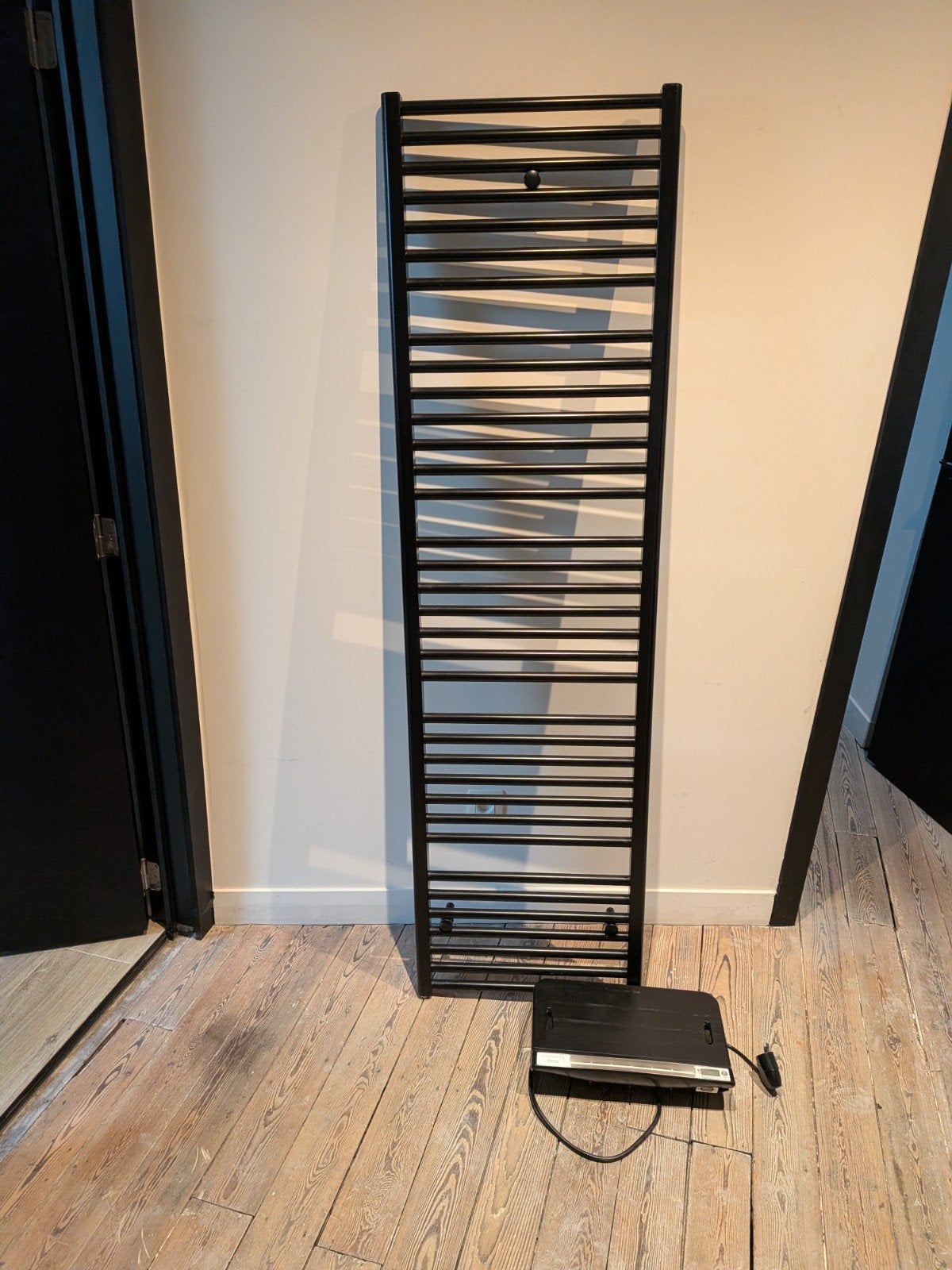 Handdoekradiator met blowerfunctie, Doe-het-zelf en Bouw, Ophalen