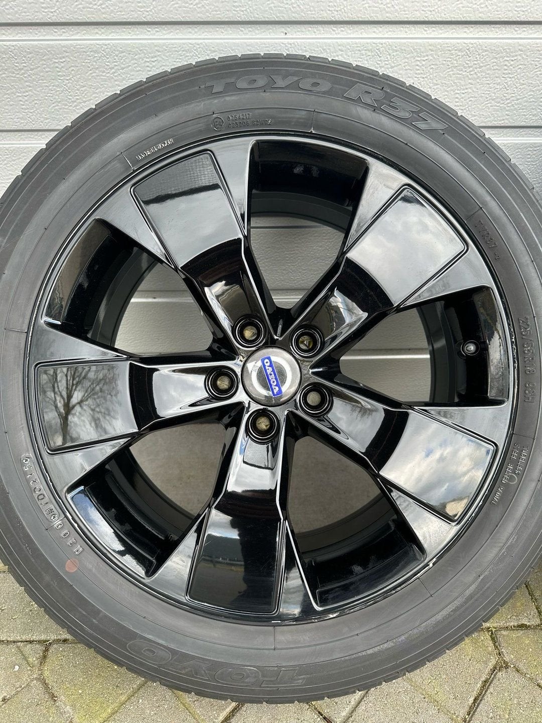 Orginele 18 inch Volvo XC40 XC70 EX40 C40 velgen zomerbanden, Auto-onderdelen, 18 inch, Gebruikt, -, -