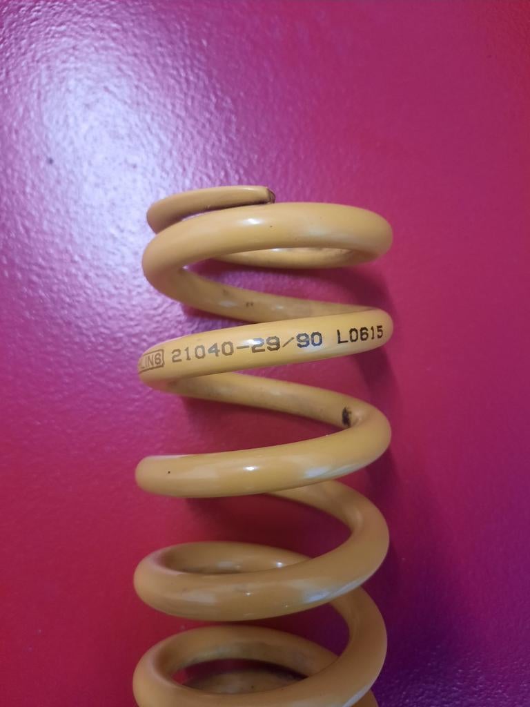 Ohlins achterveer 90 kg, Motoren, Ophalen