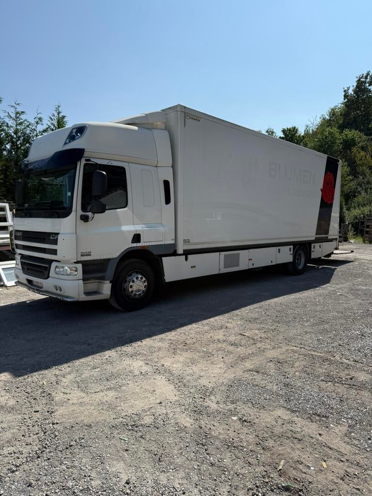 Daf cf 65 super état, Auto's, Vrachtwagens, Automaat, Euro 5, Zwart, Diesel