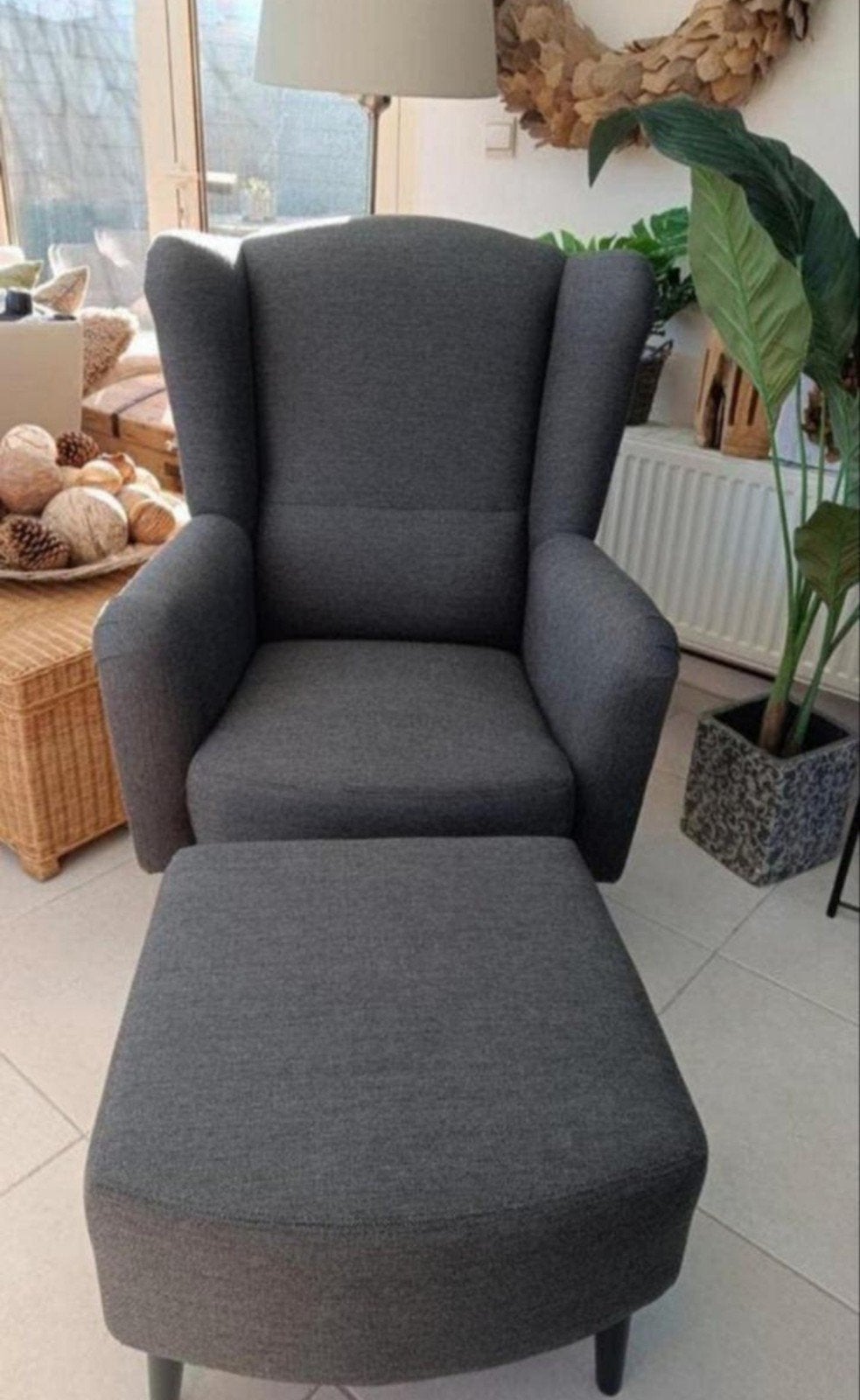 Oorfauteuil met voetenbank, Ophalen