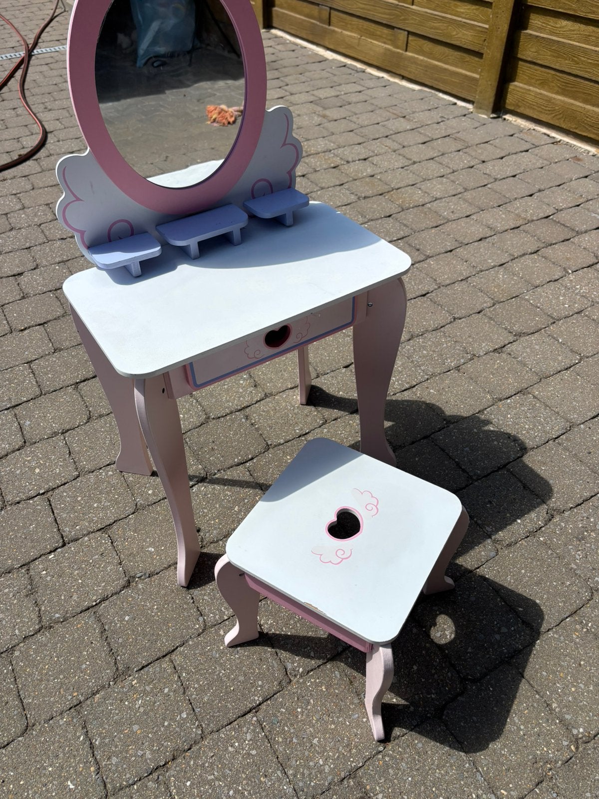 Leuke houten make-up tafel met accesoires, Kinderen en Baby's, Ophalen, Zo goed als nieuw, Meubelstuk of Keukentje