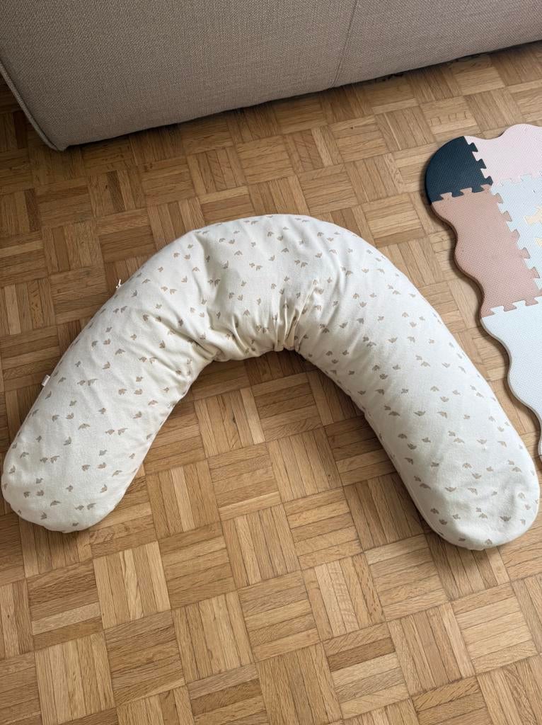 Voedingskussen / zwangerschapskussen, Ophalen, Zo goed als nieuw