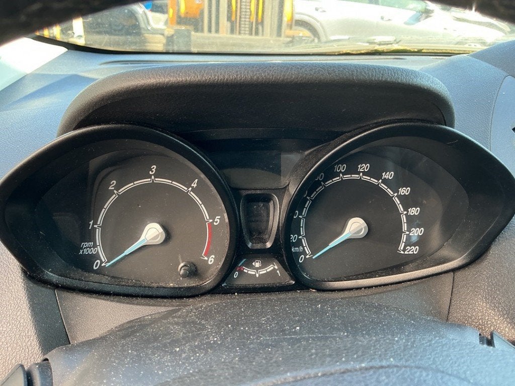 COCKPIT Ford Transit Courier (|EU7610849CK|), Auto-onderdelen, Gebruikt, Henry-Ford-Straße  1
50735  Köln, DE, Ford-Werke GmbH