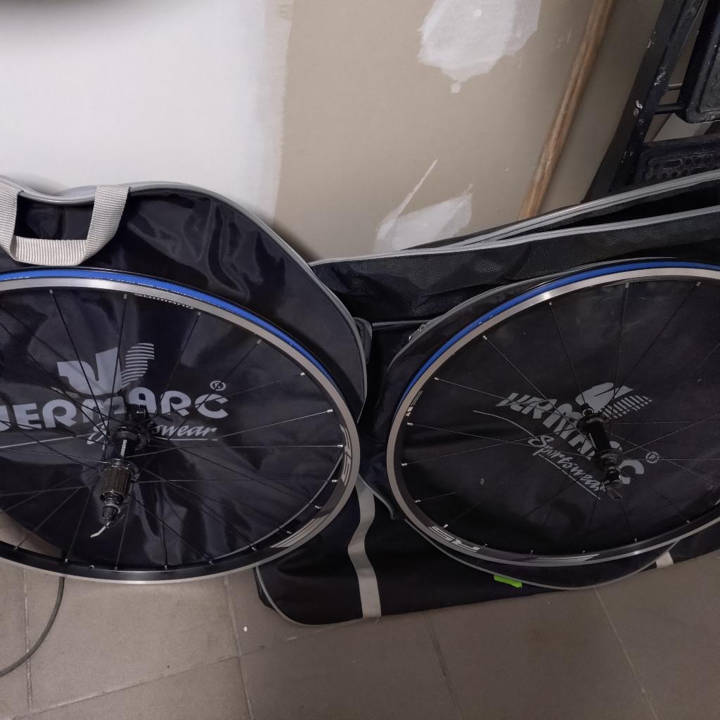 Shimano wielen + fietszakken, Enlèvement, Comme neuf, Autres types