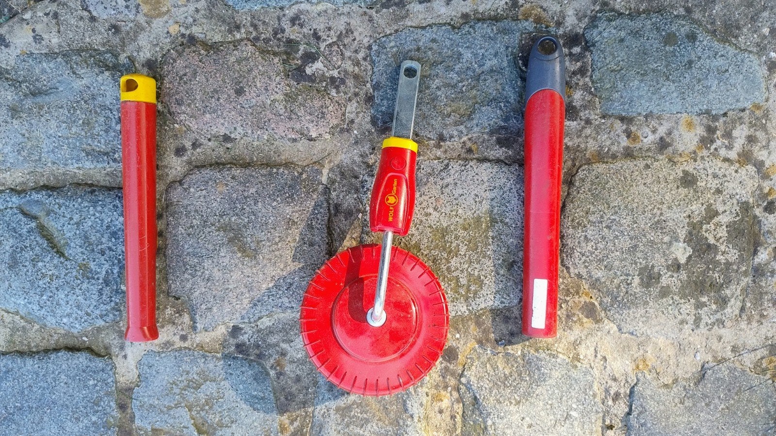 Tuingereedschap, Ophalen