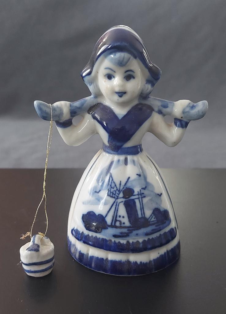 Delftse waterdrager (gesigneerd), Antiek en Kunst, Ophalen