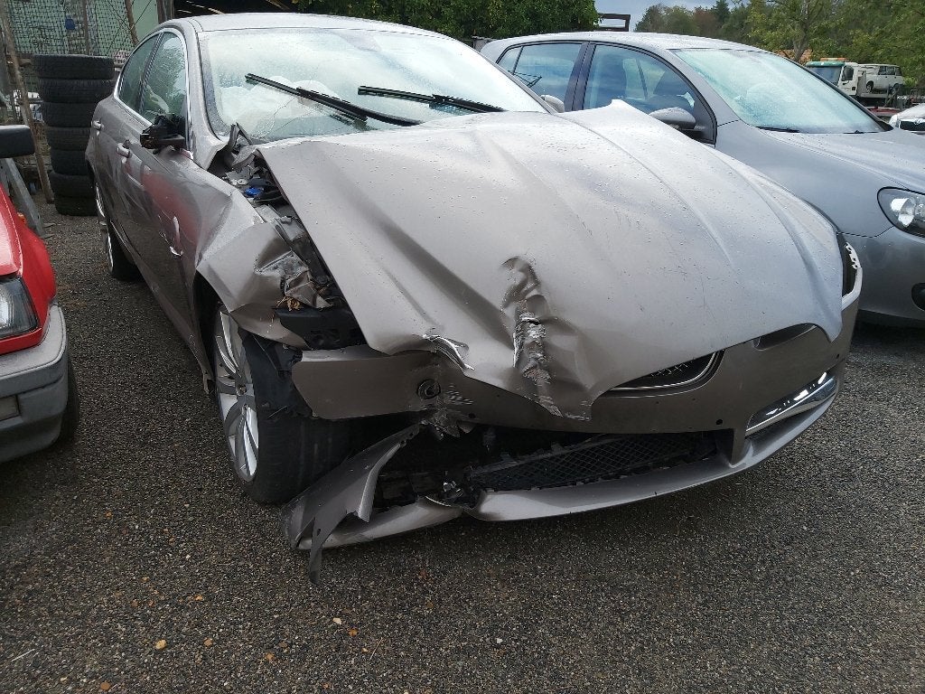 Schade wagen Jaguar XF 2.7CRD, Cuir, Achat, XF, Automatique