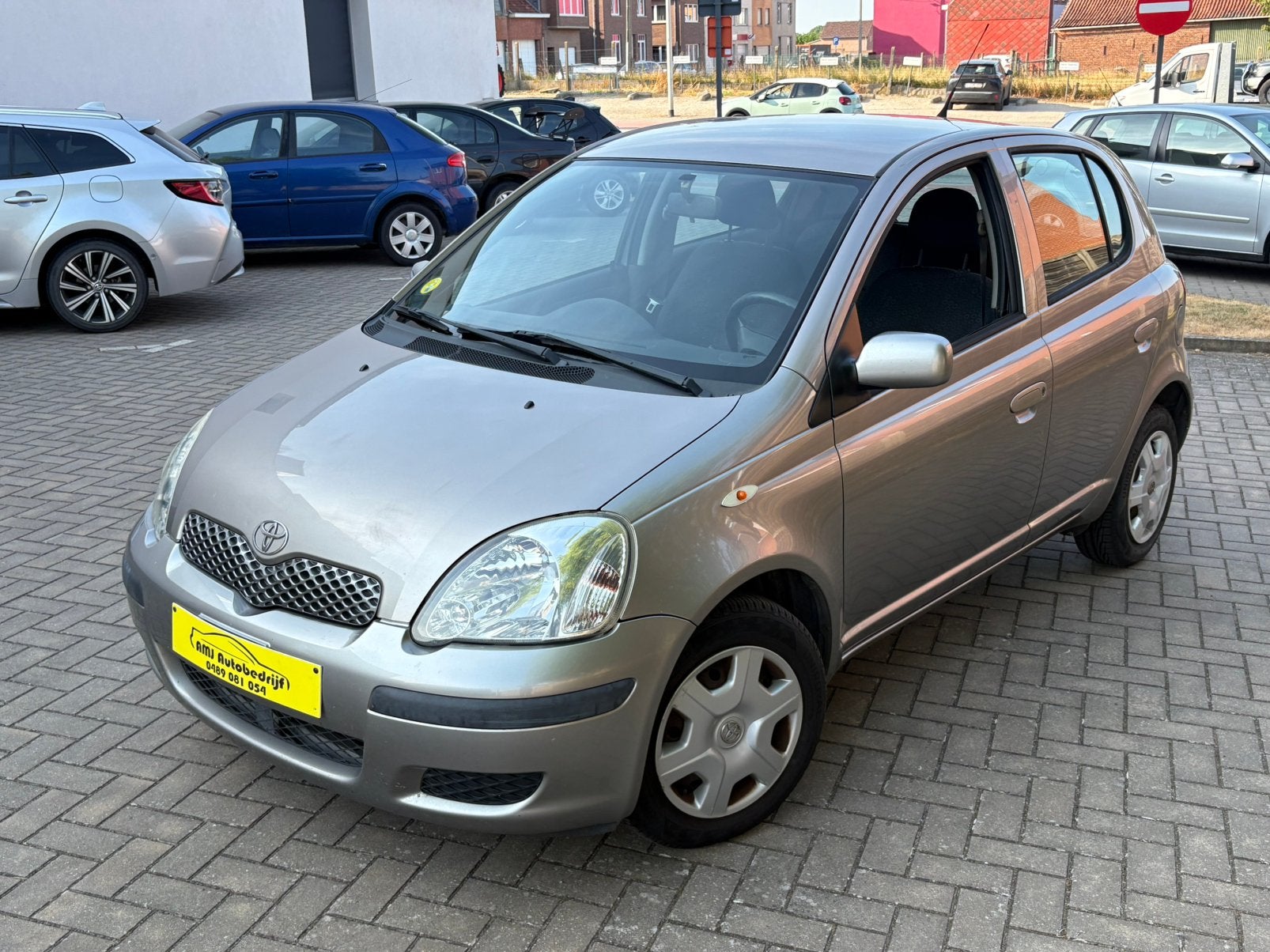 Toyota yaris 1.3 vvti 2003 euro 4 benzine, Autos, Achat, Entreprise, Boîte manuelle, Essence