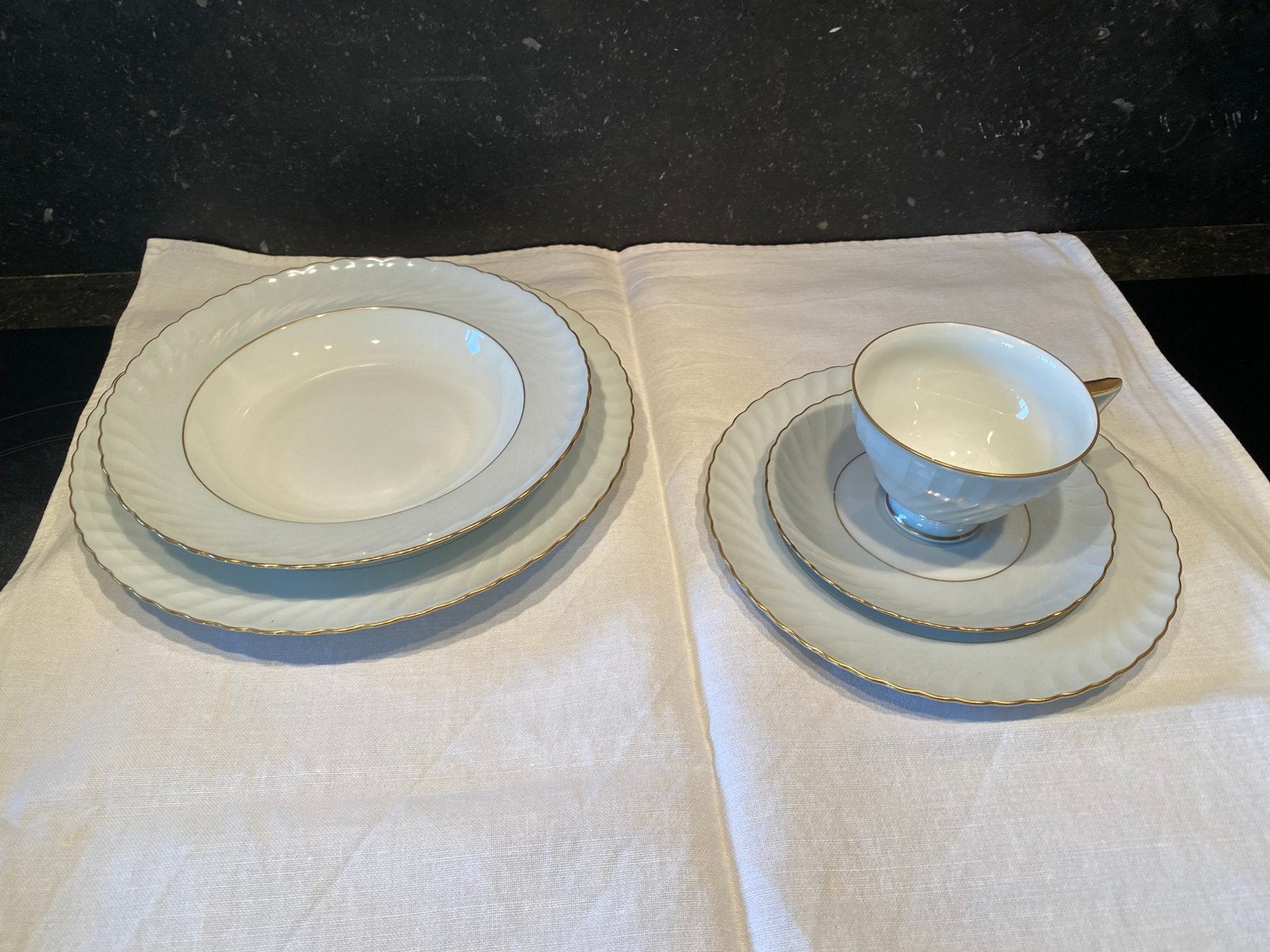 ROYAL TETTAU annette  compleet servies 1969, Antiek en Kunst, Antiek | Servies compleet, Ophalen