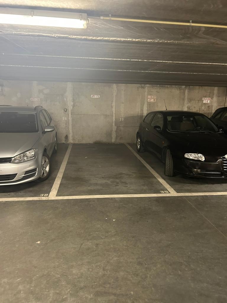 Ondergrondse parkeerplaats te huur te Blankenberge dijk, Immo