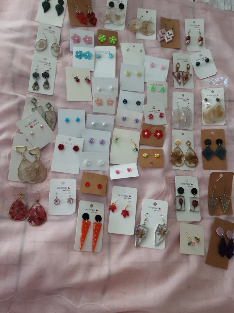Lot de boucles d oreilles  neuves, Handtassen en Accessoires, Oorbellen, Ophalen of Verzenden, Nieuw, Overige kleuren, Hangers