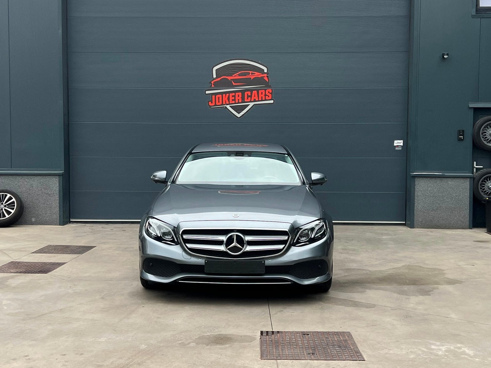 Mercedes-Benz E 200 CockPit Camera 360 CarPlay Ambiance LED, Auto's, Automaat, https://public.car-pass.be/vhr/47d2c982-7444-46ec-b7a4-df9eca86674b