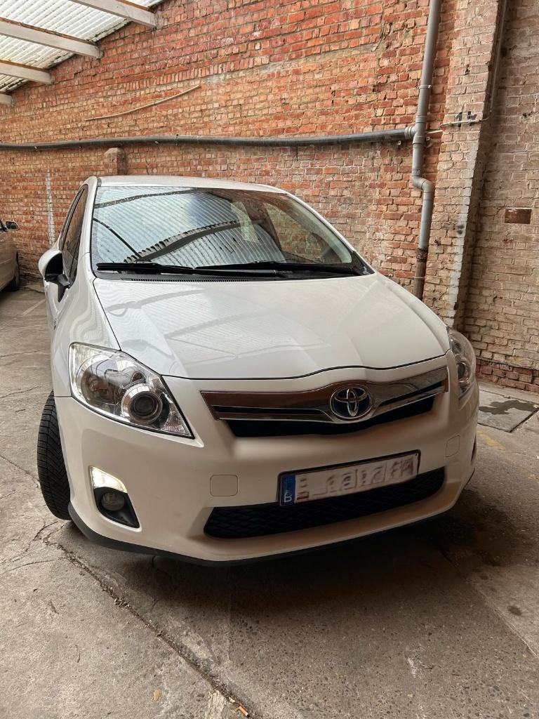 Toyota Auris 1.8 Hybrid 2011, Automaat met slechts 108000 km, Auto's, 91 g/km, Lichtsensor, Euro 6, 4 cilinders
