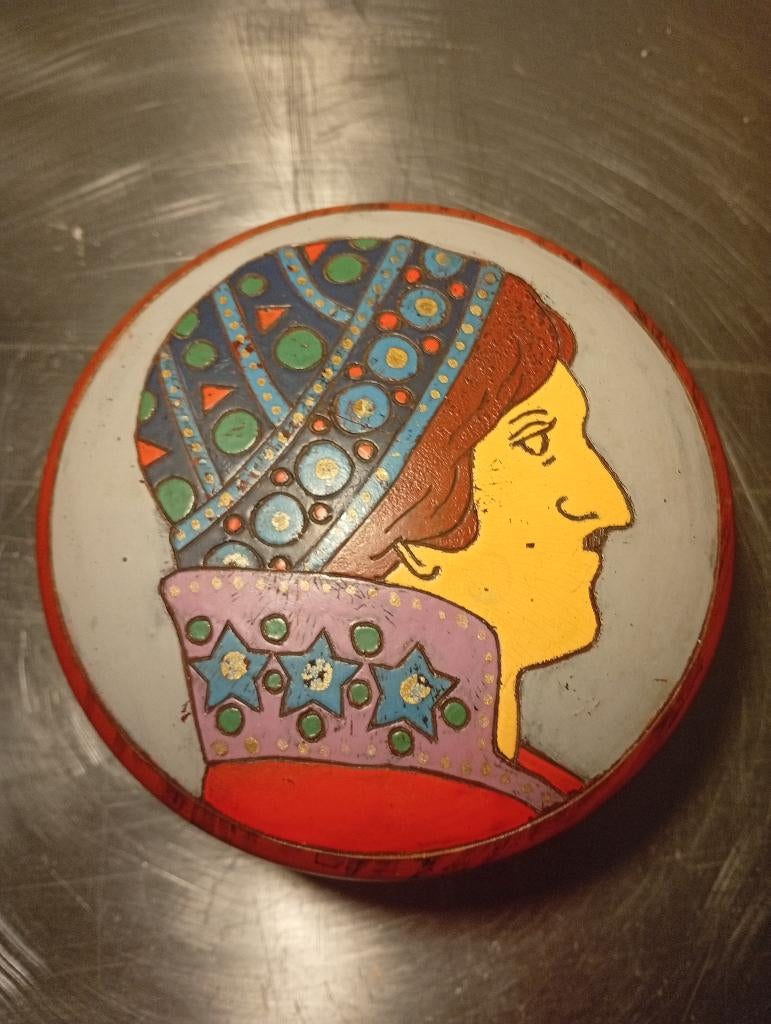 Boîte BAKÉLITE Art Déco - Portrait Renaissance - Cloisonné, Antiquités & Art, Enlèvement