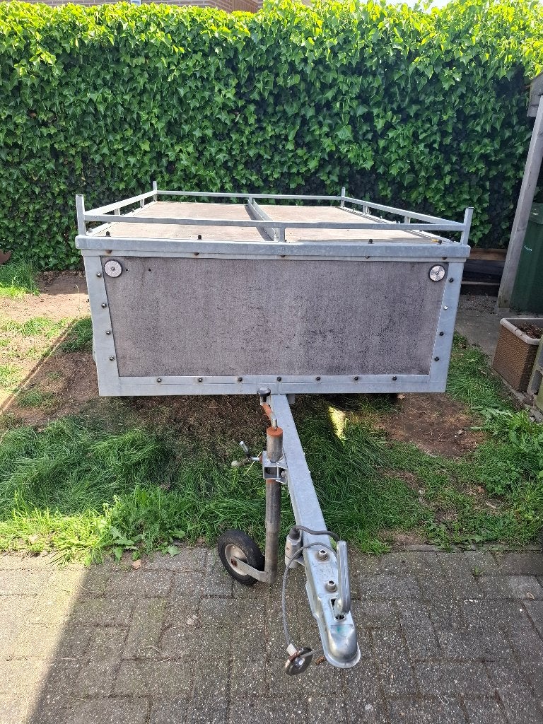 Gesloten aanhanger, Enlèvement, Utilisé