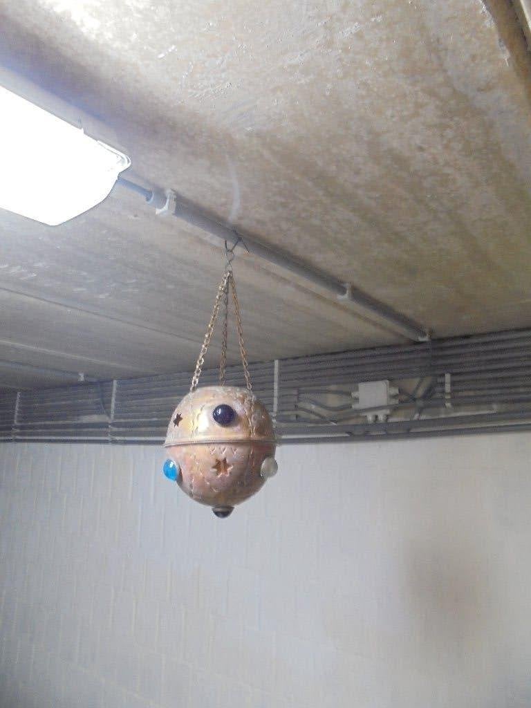 Oosterse koperen hangpot, Huis en Inrichting, Woonaccessoires | Overige, Ophalen of Verzenden, Metaal, Bruin, Oosters