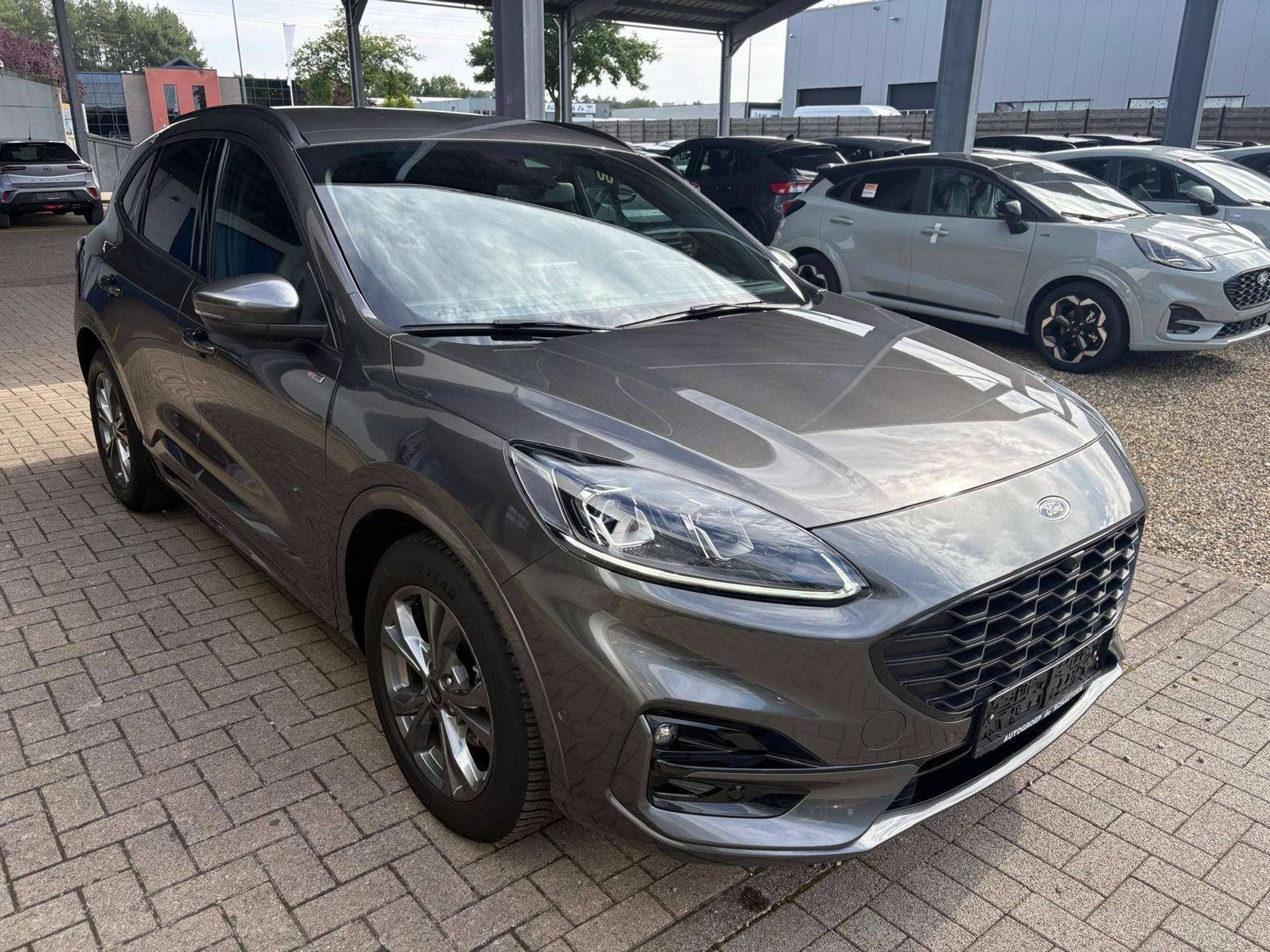 Ford Kuga ST-Line X FHEV AUT met wegklapbare trekhaak, Achat, Euro 6, 1700 kg, Climatisation automatique