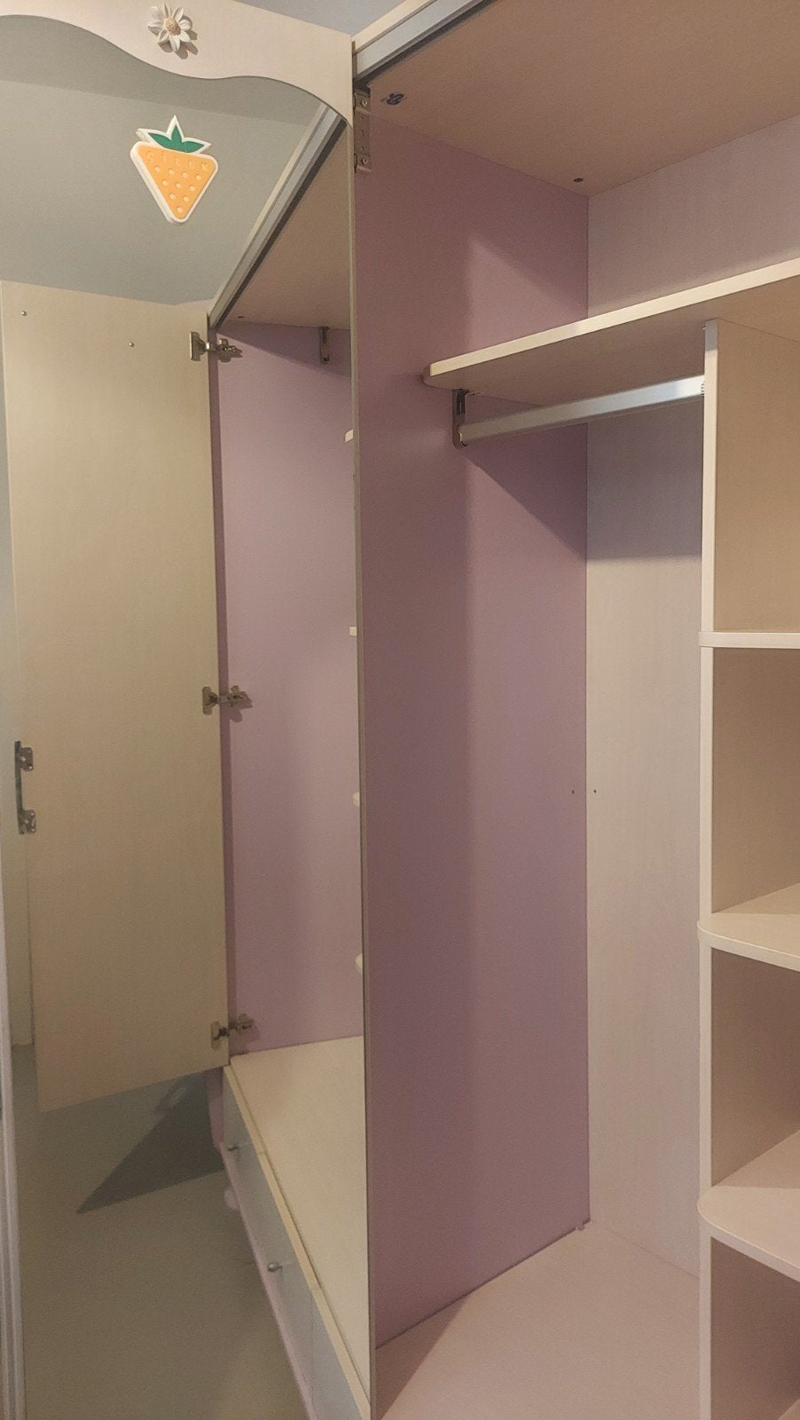 A vendre chambre complete dois partir le plus vite possible, Maison & Meubles, Armoires | Penderies & Garde-robes, Enlèvement
