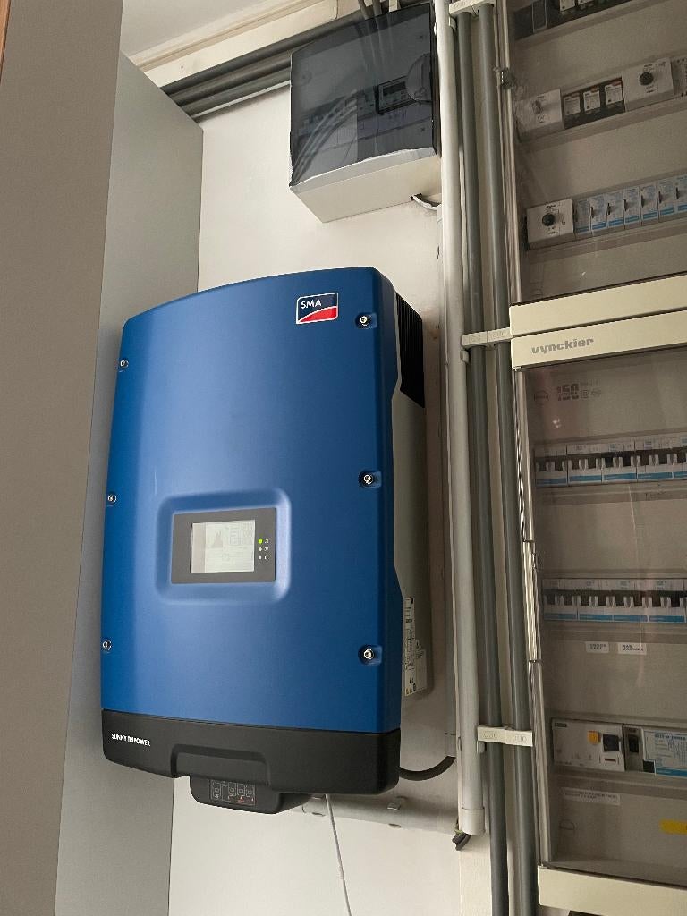 SMA omvormer 8kW zonnepanelen, Bricolage & Construction, Outillage | Autres Machines, Enlèvement, Comme neuf