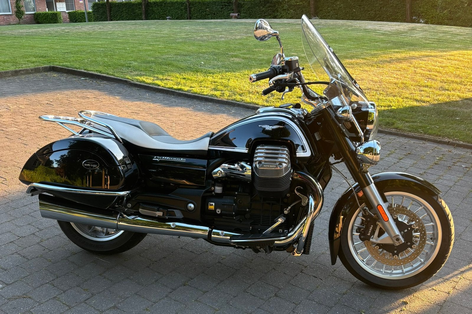 Moto Guzzi California 1400 Touring SE - 27.700km, 2 cilinders, Occasion, Motorrijbewijs A, 1400 cc