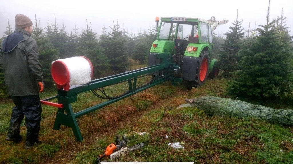 Kerstboomverpakking, Ophalen, Boomteelt