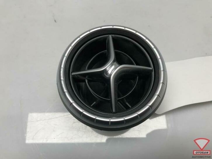 mercedes cla w117 luchtrooster dashboard a1178300554, Gebruikt, Mercedes-Benz AG, Mercedes-Benz, Mercedesstrasse 120
70372  Stuttgart, DE