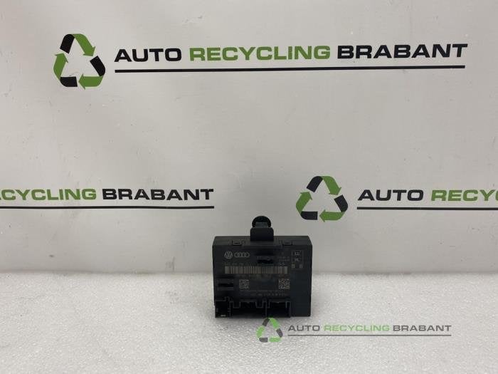 Module verrouillage central des portes d'un Audi Q3, -, 3 mois de garantie, Utilisé, -